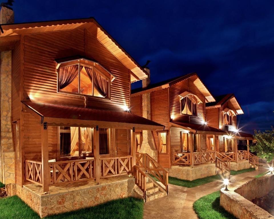 אנו טריקאלה Feggarognemata Suites חדר תמונה